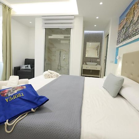 Nazzari B&B โตรเปอา ภายนอก รูปภาพ