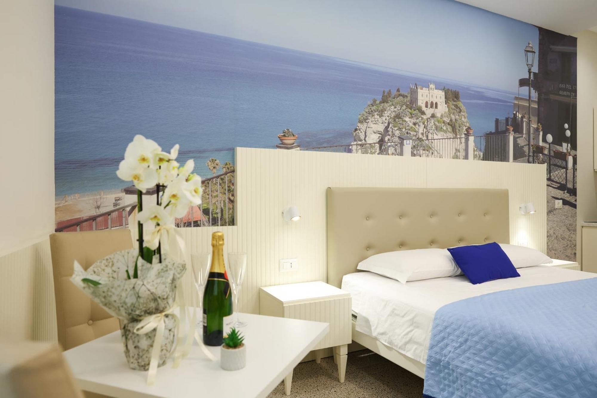 Nazzari B&B โตรเปอา ภายนอก รูปภาพ